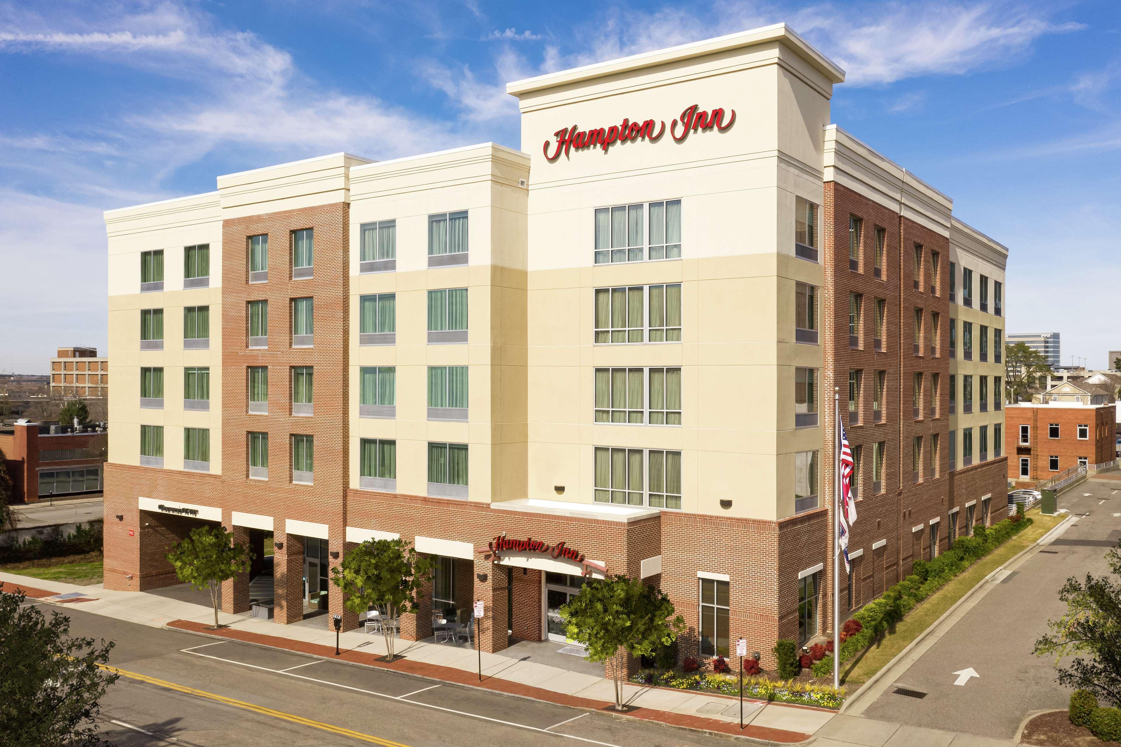 Hampton Inn Wilmington Downtown Экстерьер фото